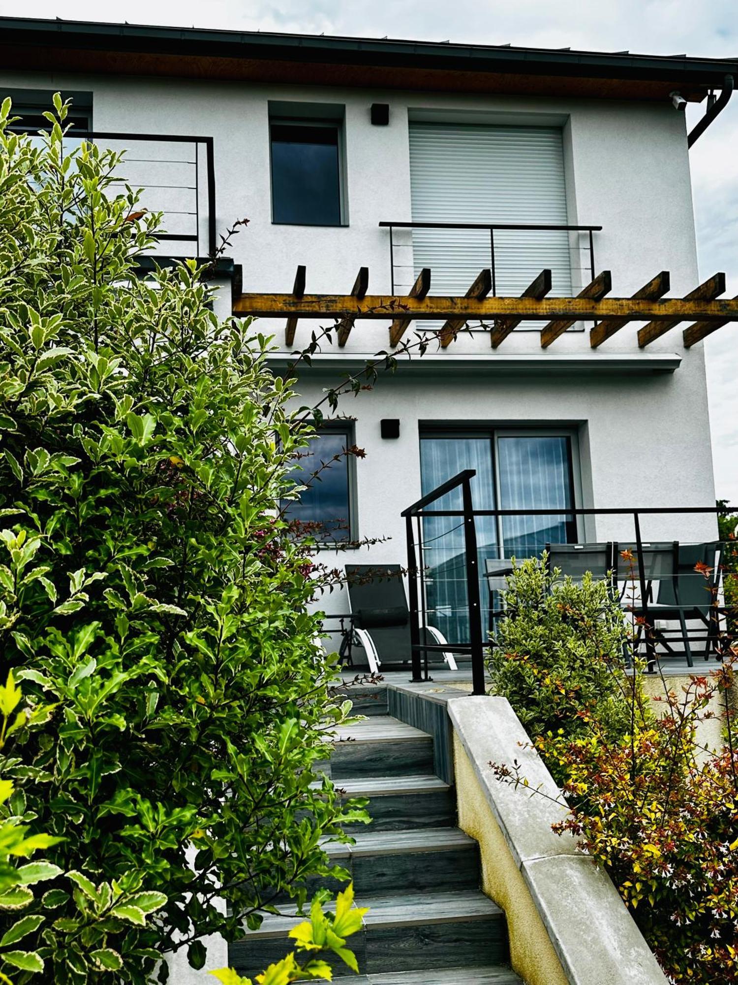 La Villa Perchee Calme, Sauna, Parking Prive Saint-Prix  Eksteriør bilde